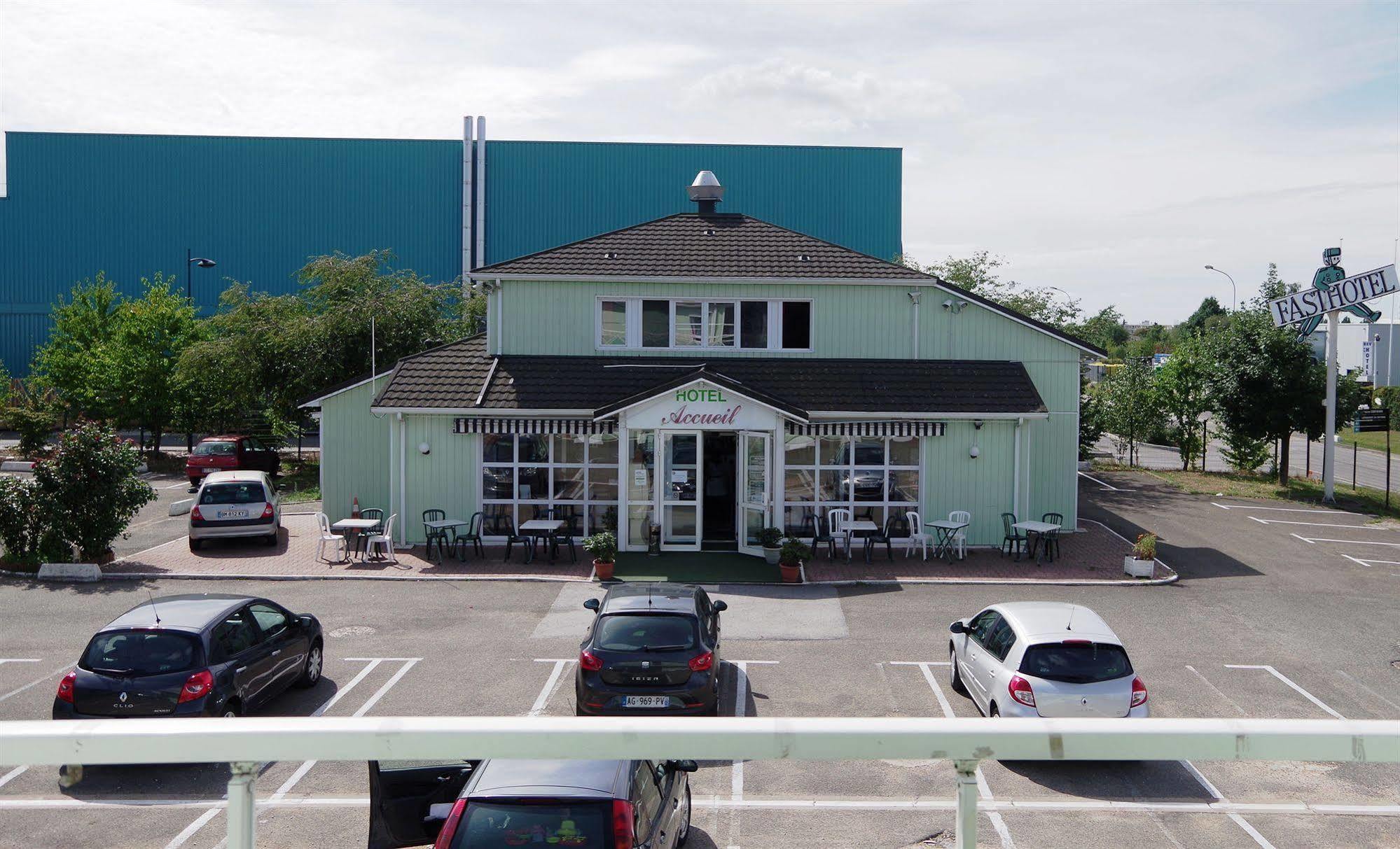 可格尼尔斯普瑞米尔经典酒店 孔格涅雷斯 外观 照片